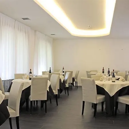 Cristallo Hotel 4*